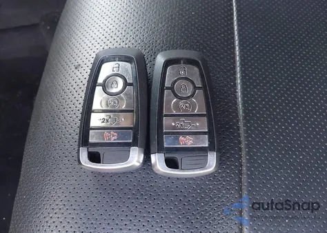 2018 Ford F-250 Lariat из США, поврежденный, VIN 1FT7W2BT1JEC04293